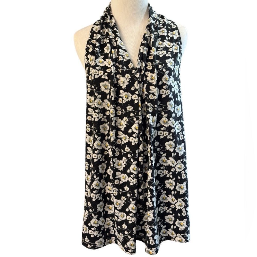 Weekend by Suzanne Betro Floral Sleeveless Top